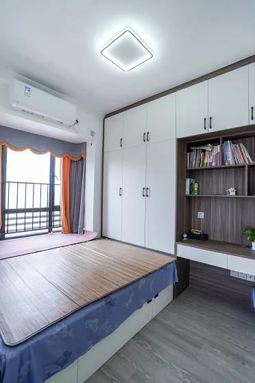 100㎡三居室，打造現(xiàn)代風(fēng)生活的高雅與舒適